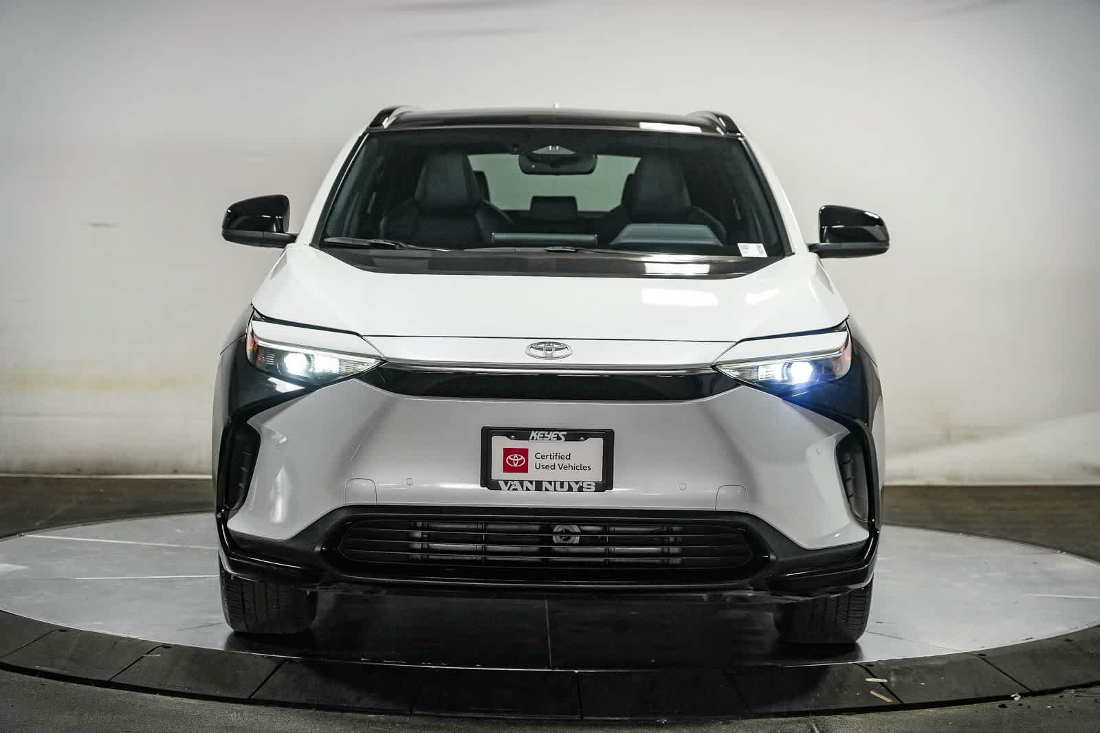 Certified 2023 Toyota bZ4X FWD image 9