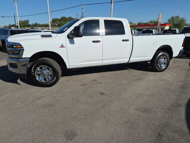 New 2026 RAM 3500 Tradesman w/ Chrome Appearance Group image 4