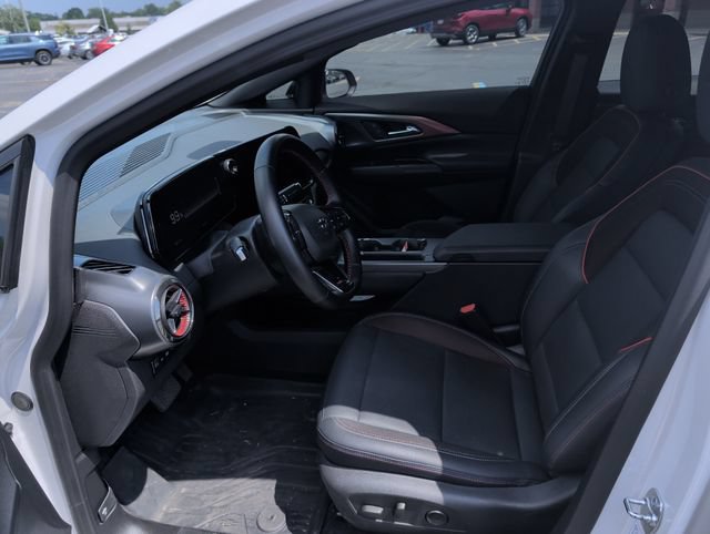 Used 2024 Chevrolet Equinox EV RS FWD image 11