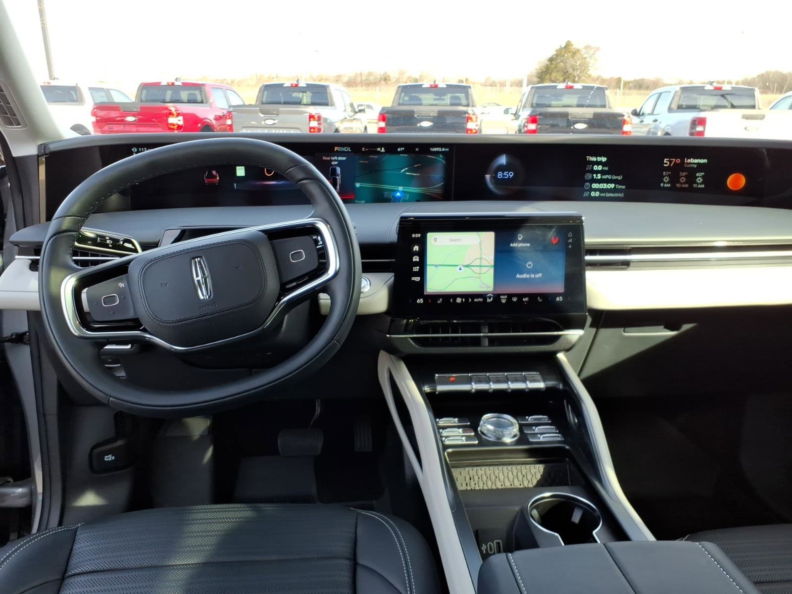 Used 2025 Lincoln Nautilus Reserve image 14