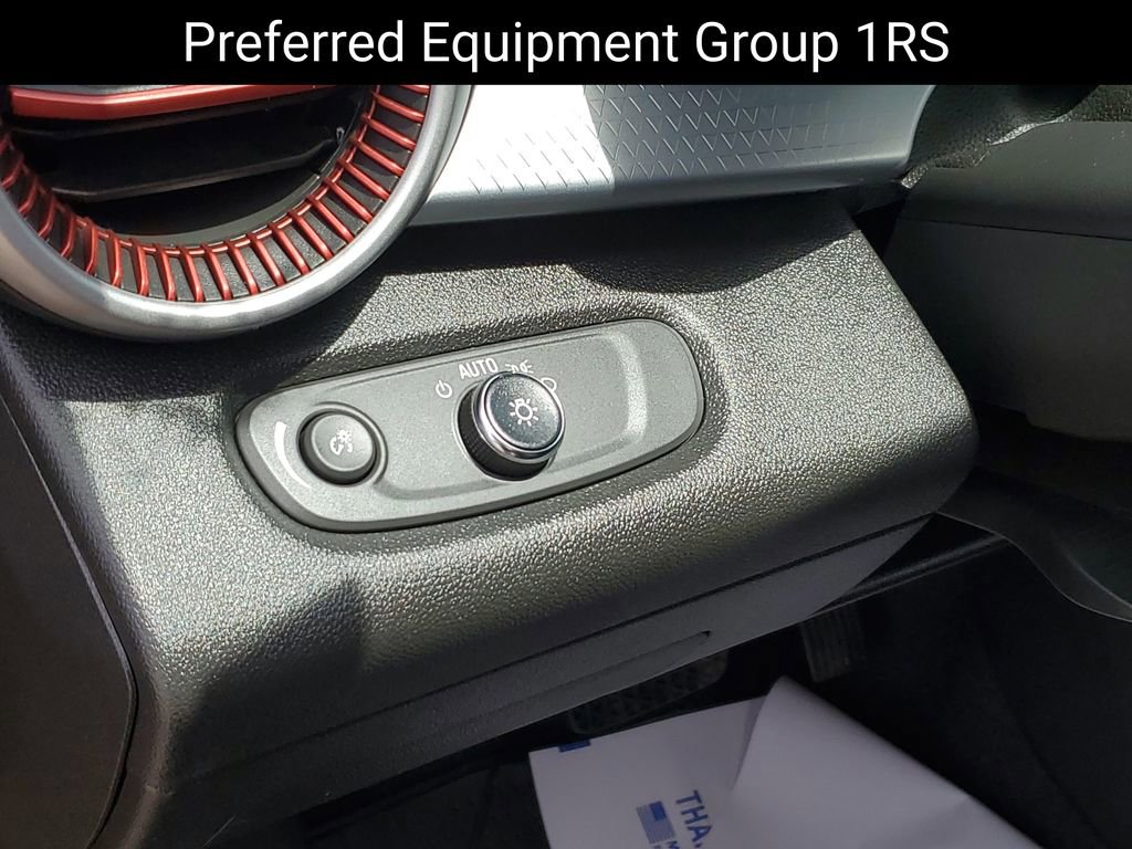 Certified 2024 Chevrolet Trax RS w/ Driver Confidence Package FWD image 9
