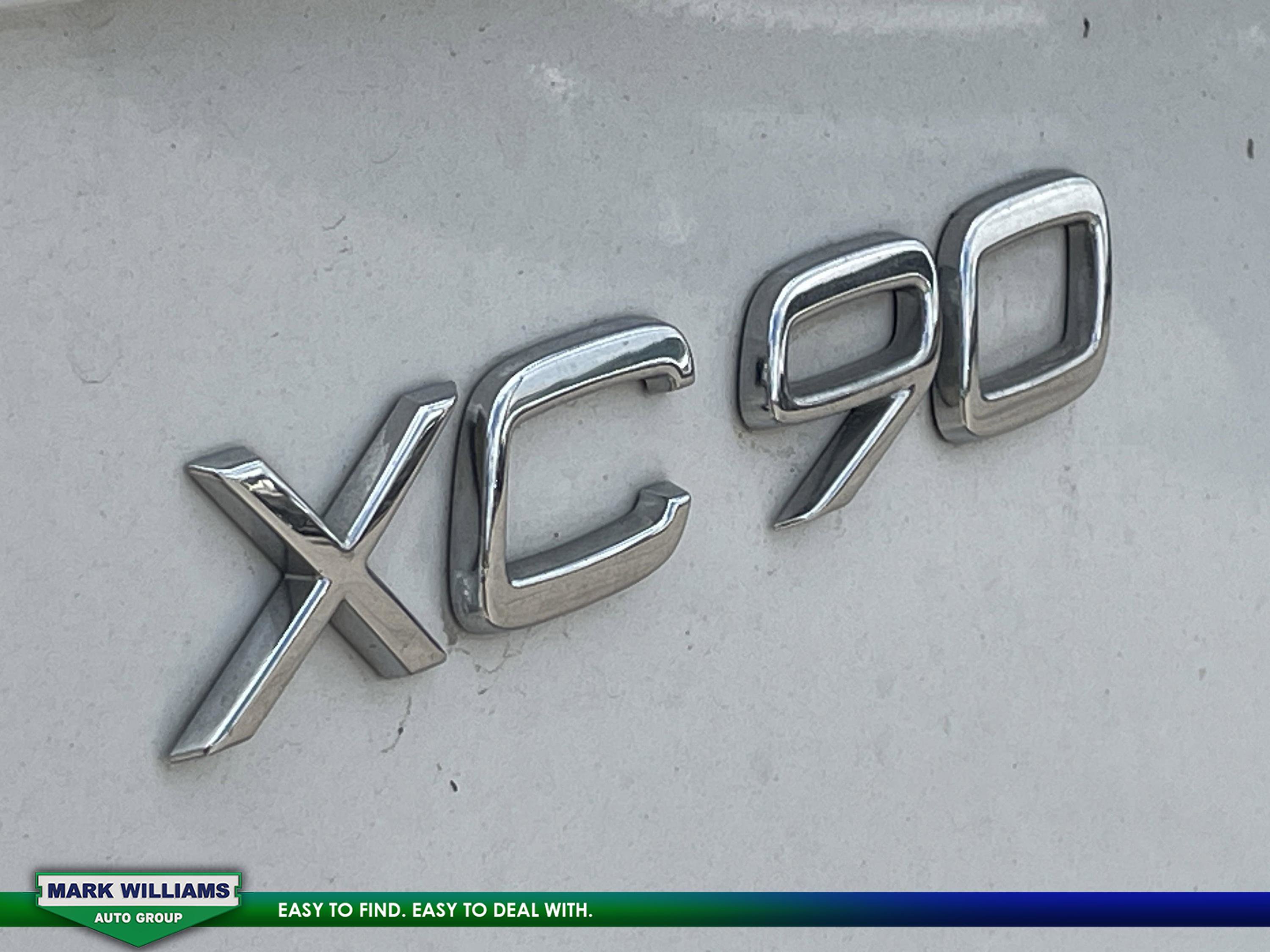 Used 2023 Volvo XC90 T8 Plus image 33