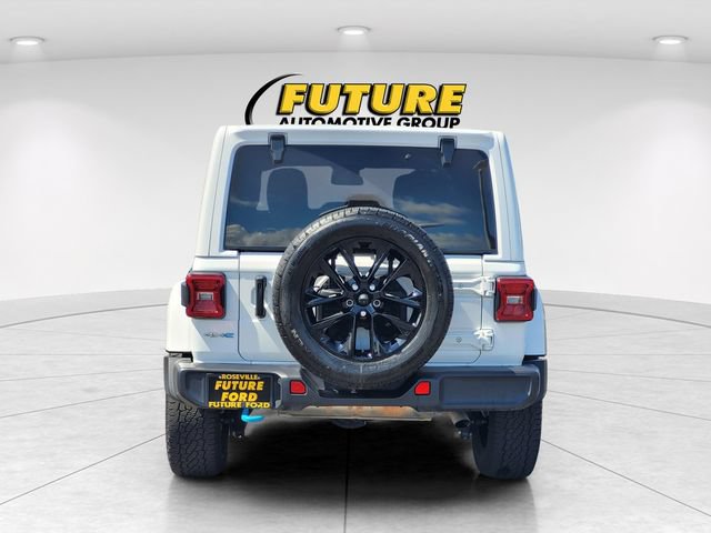 Used 2024 Jeep Wrangler Unlimited Sahara AWD/4WD image 8