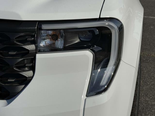 New 2025 Ford Maverick Lariat w/ 4K Tow Package image 7