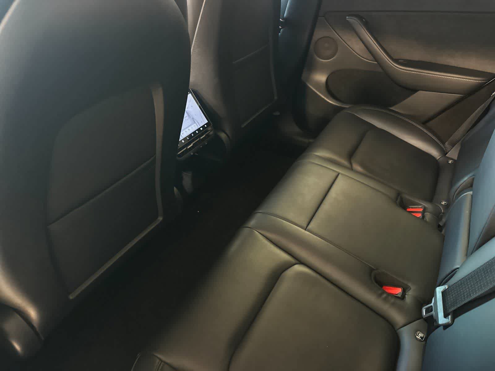 Used 2023 Tesla Model Y Performance AWD/4WD image 5