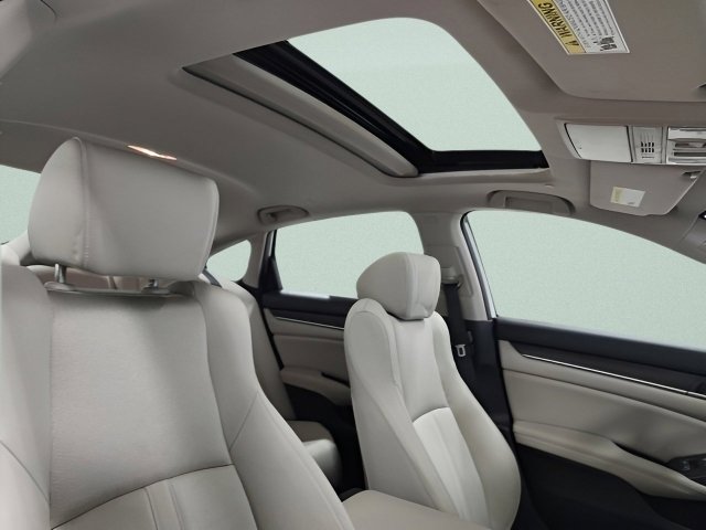 Certified 2018 Honda Accord EX image 6