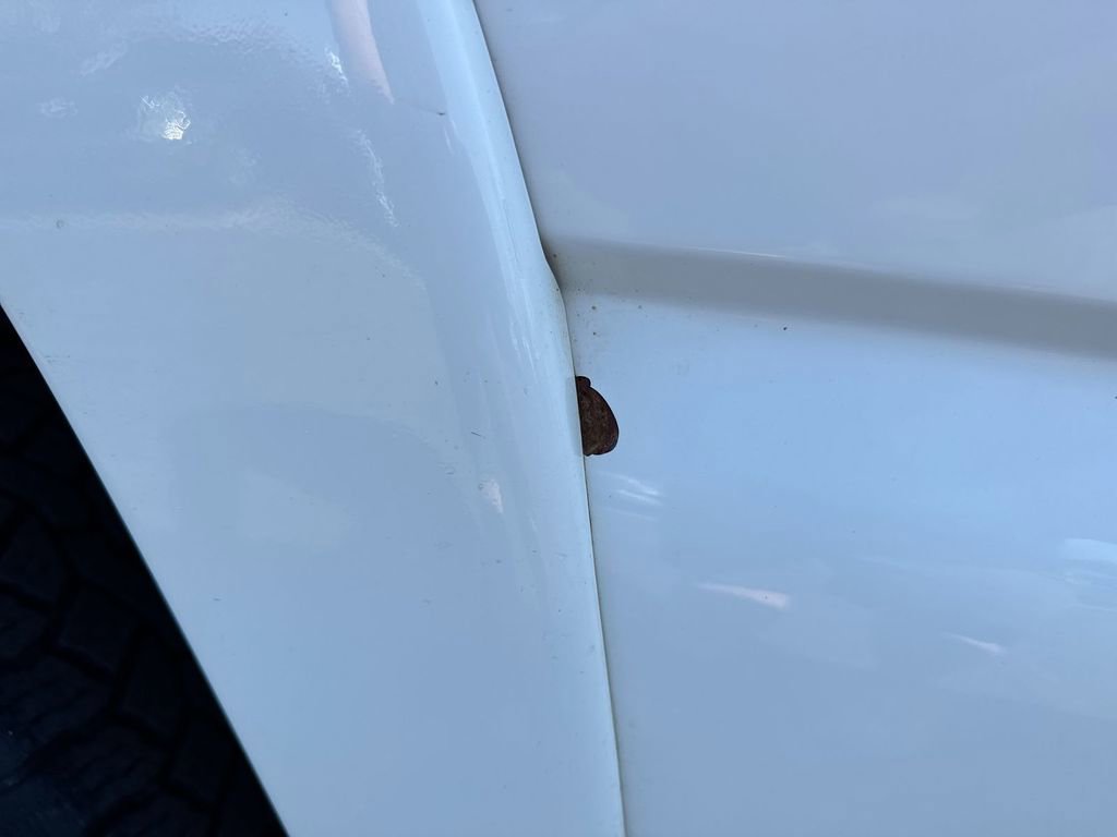 Used 2004 Chevrolet Silverado 2500 LT w/ Skid Plate Package image 31