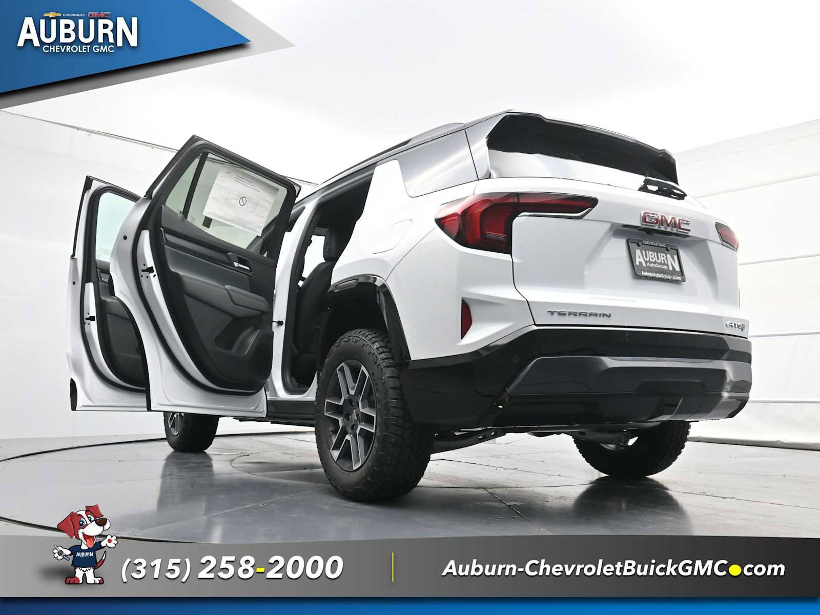 New 2026 GMC Terrain AT4 w/ LPO, Floor Liner Package image 35