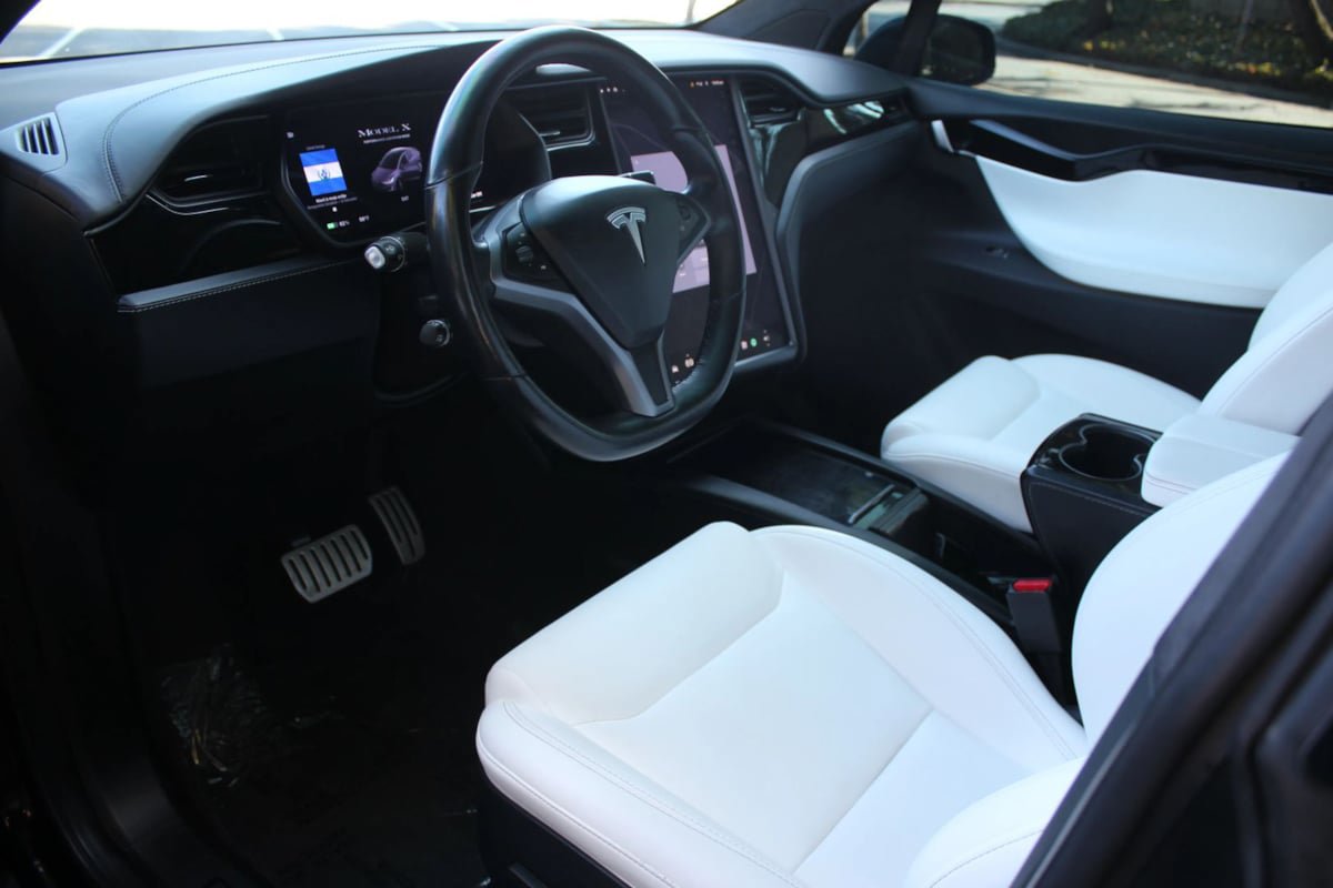 Used 2020 Tesla Model X Performance AWD/4WD image 15