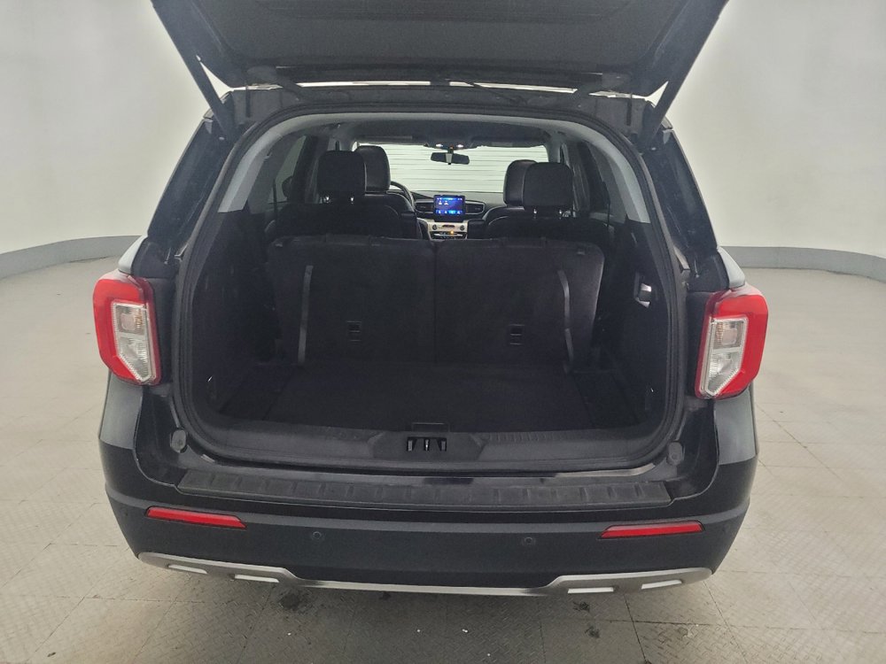 Used 2022 Ford Explorer XLT w/ Equipment Group 202A RWD image 29