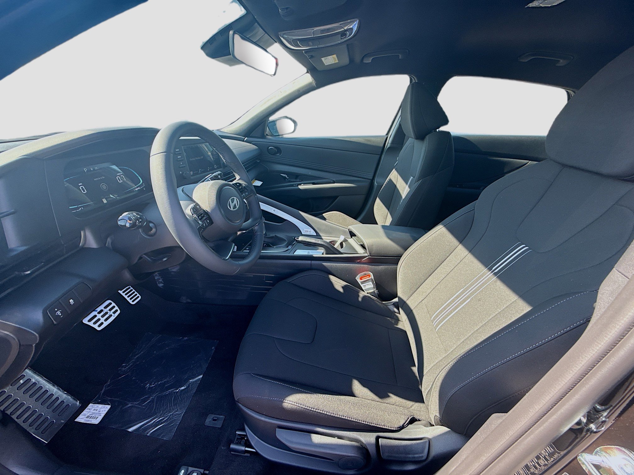 New 2026 Hyundai Elantra Sport image 14