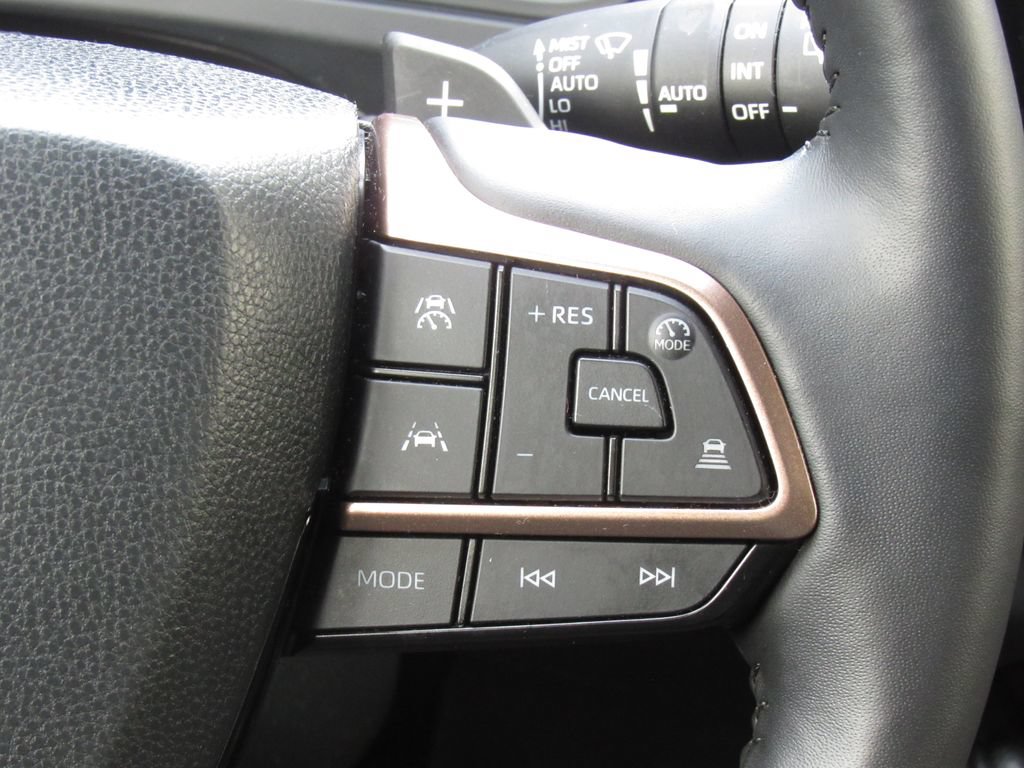 Certified 2024 Toyota Grand Highlander AWD Hybrid image 30