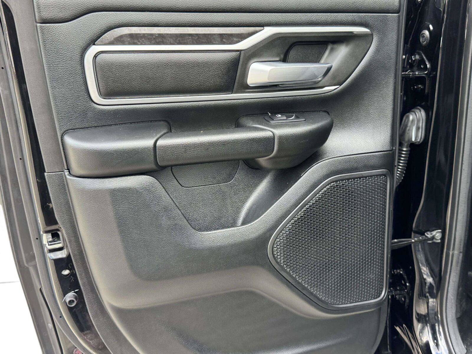 Used 2021 RAM 1500 Big Horn AWD/4WD image 32