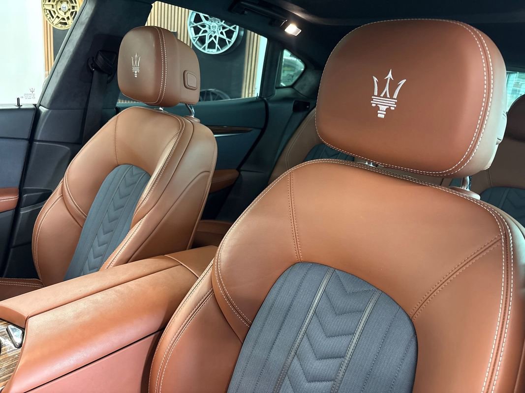 Used 2022 Maserati Levante GT image 33