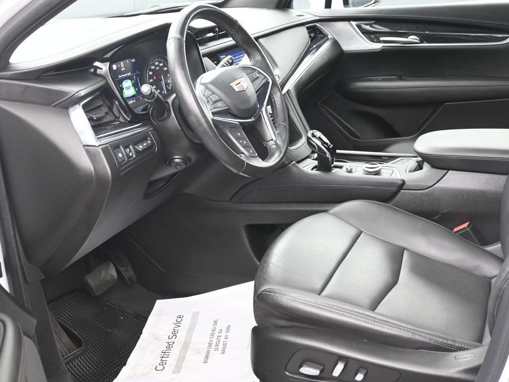 Certified 2023 Cadillac XT5 Premium Luxury w/ Technology Package AWD/4WD image 10