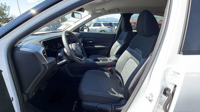 New 2026 Nissan Kicks SV w/ Cold Weather Package AWD/4WD image 30