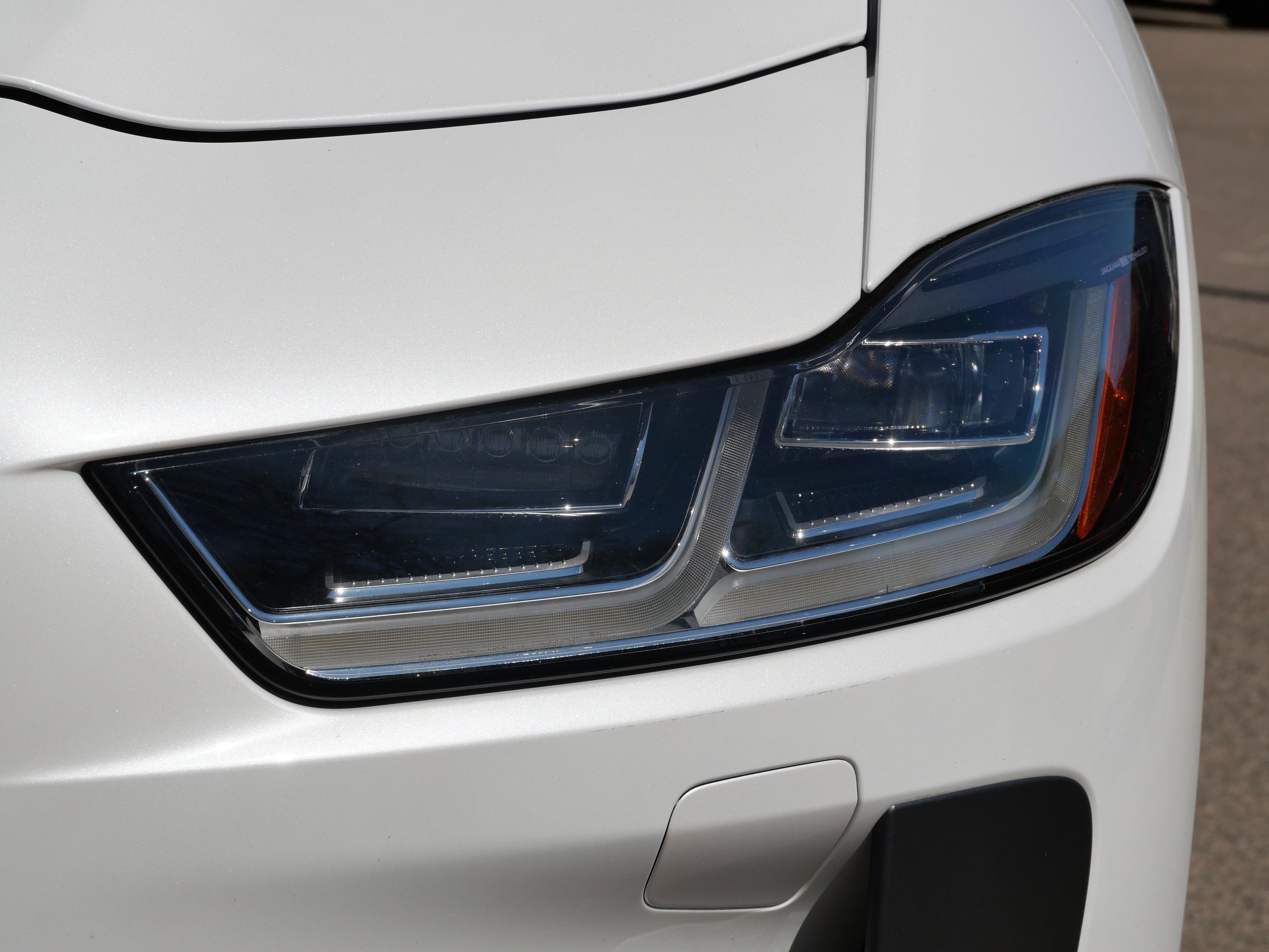 Certified 2024 Jaguar I-PACE R-Dynamic HSE AWD/4WD image 9