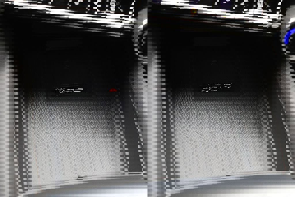 Used 2025 Chevrolet Equinox EV RS image 27