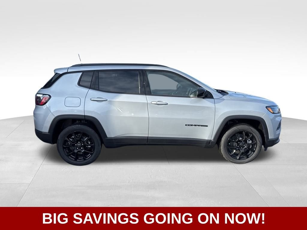 New 2026 Jeep Compass Latitude image 12