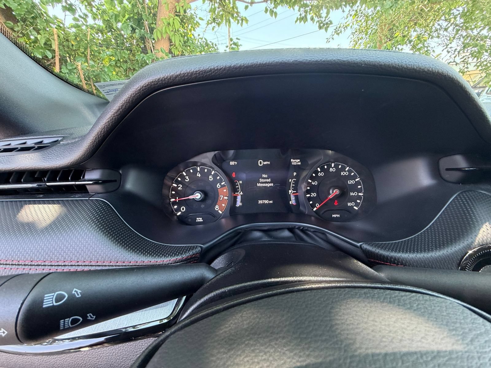 Used 2025 Jeep Compass Trailhawk AWD/4WD image 39