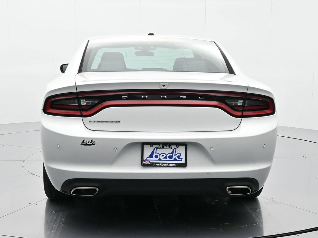 Used 2022 Dodge Charger SXT w/ Leather Interior Group image 6