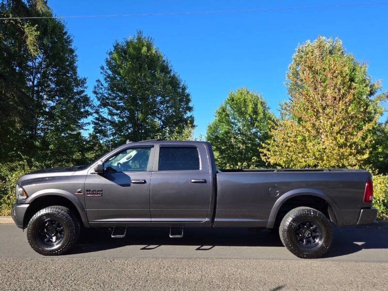 Used 2018 RAM 2500 Laramie w/ Sport Appearance Group AWD/4WD image 15