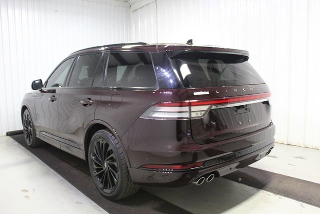 Used 2023 Lincoln Aviator Reserve w/ Equipment Group 201A AWD/4WD image 6
