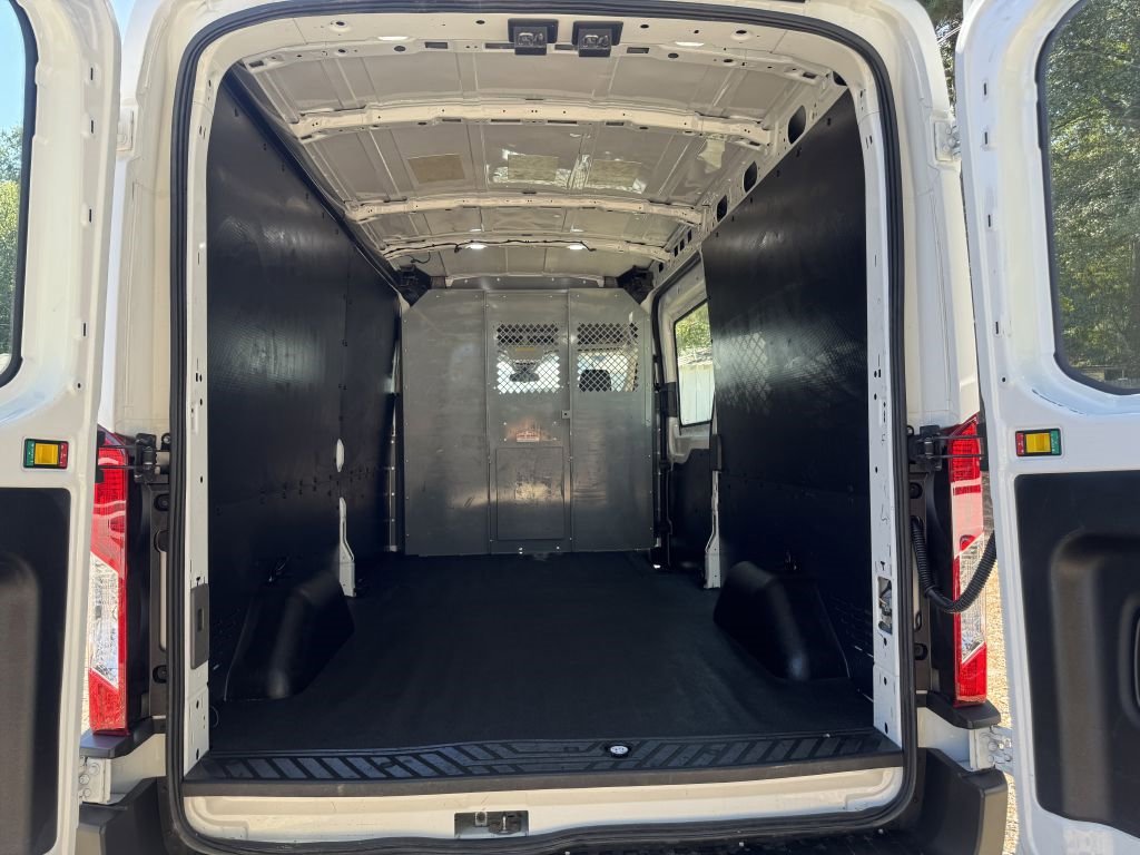 Used 2020 Ford Transit 250 Medium Roof w/ Load Area Protection Package image 5