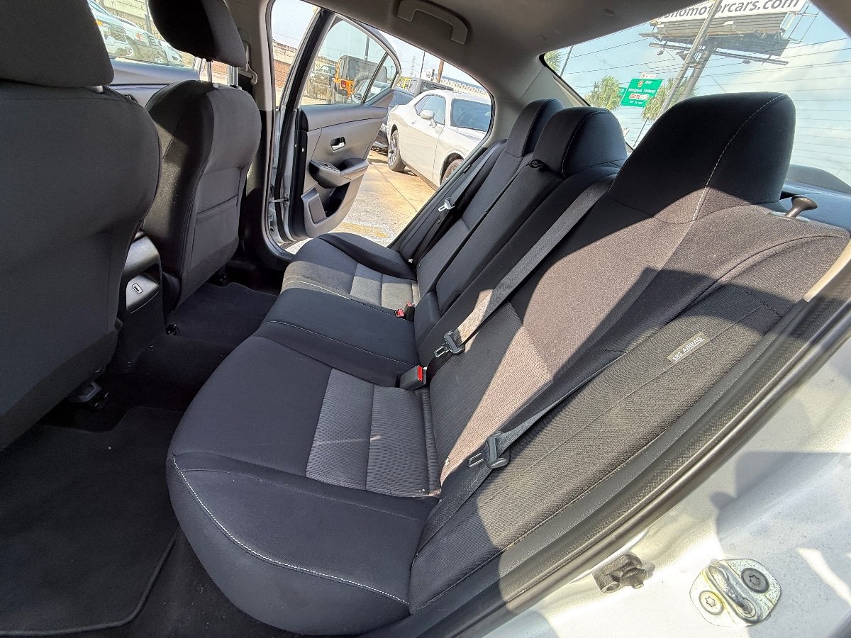 Used 2020 Nissan Sentra SV w/ Trunk Package FWD image 17