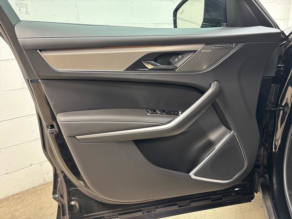 New 2026 Jaguar F-PACE R-Dynamic S image 24