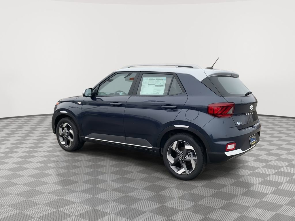 New 2025 Hyundai Venue Limited image 6
