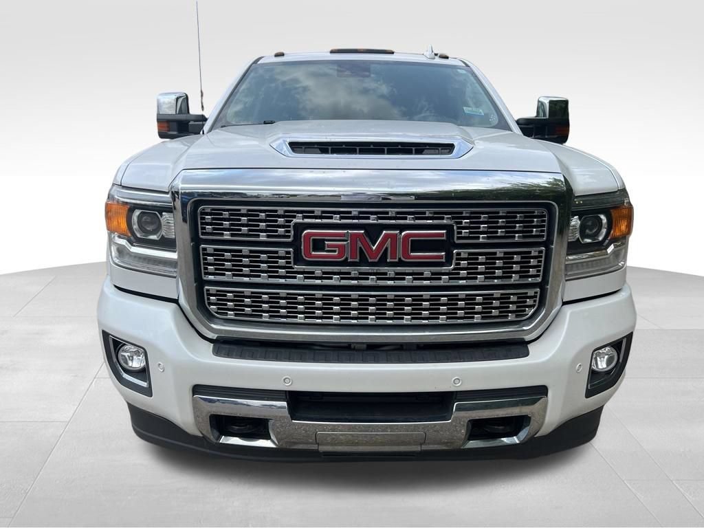 Used 2018 GMC Sierra 2500 Denali AWD/4WD image 9