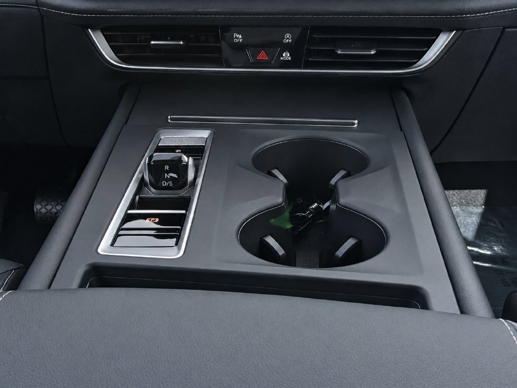Certified 2026 Volkswagen Atlas SE AWD/4WD image 23