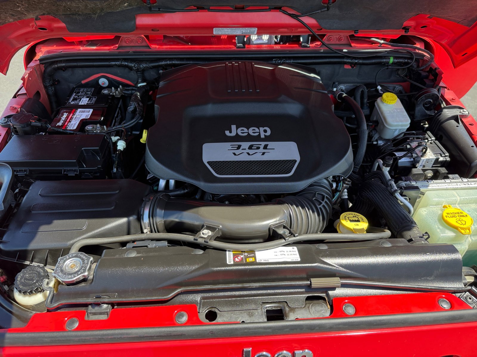 Used 2013 Jeep Wrangler Unlimited Sahara AWD/4WD image 20