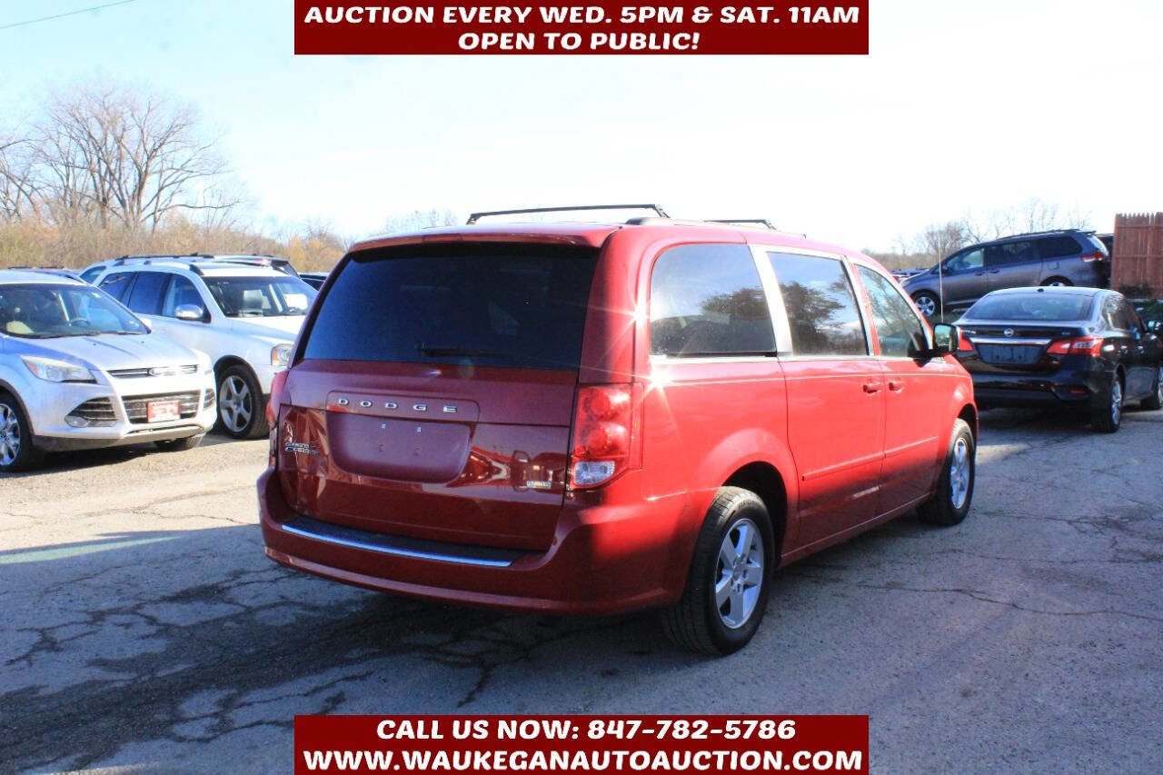 Used 2013 Dodge Grand Caravan SXT image 4