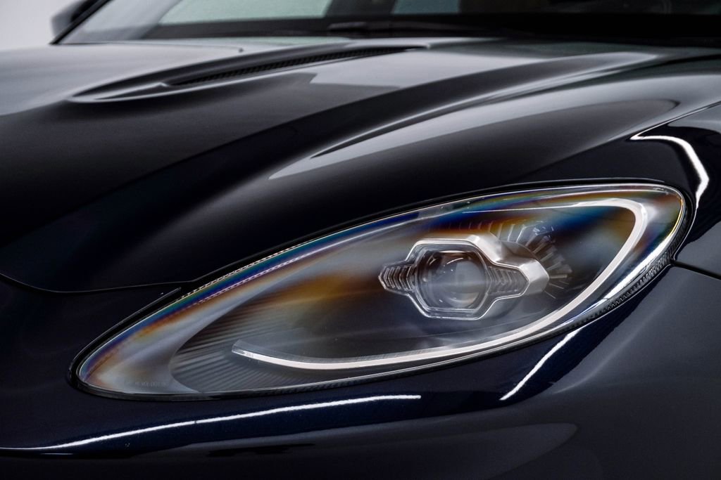 Used 2021 Aston Martin DBX image 6