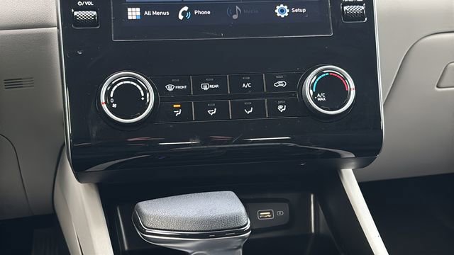 Used 2023 Hyundai Tucson SE image 20