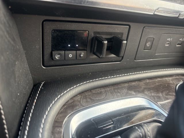 Used 2023 Nissan Armada Platinum w/ Captain's Chairs Package image 37