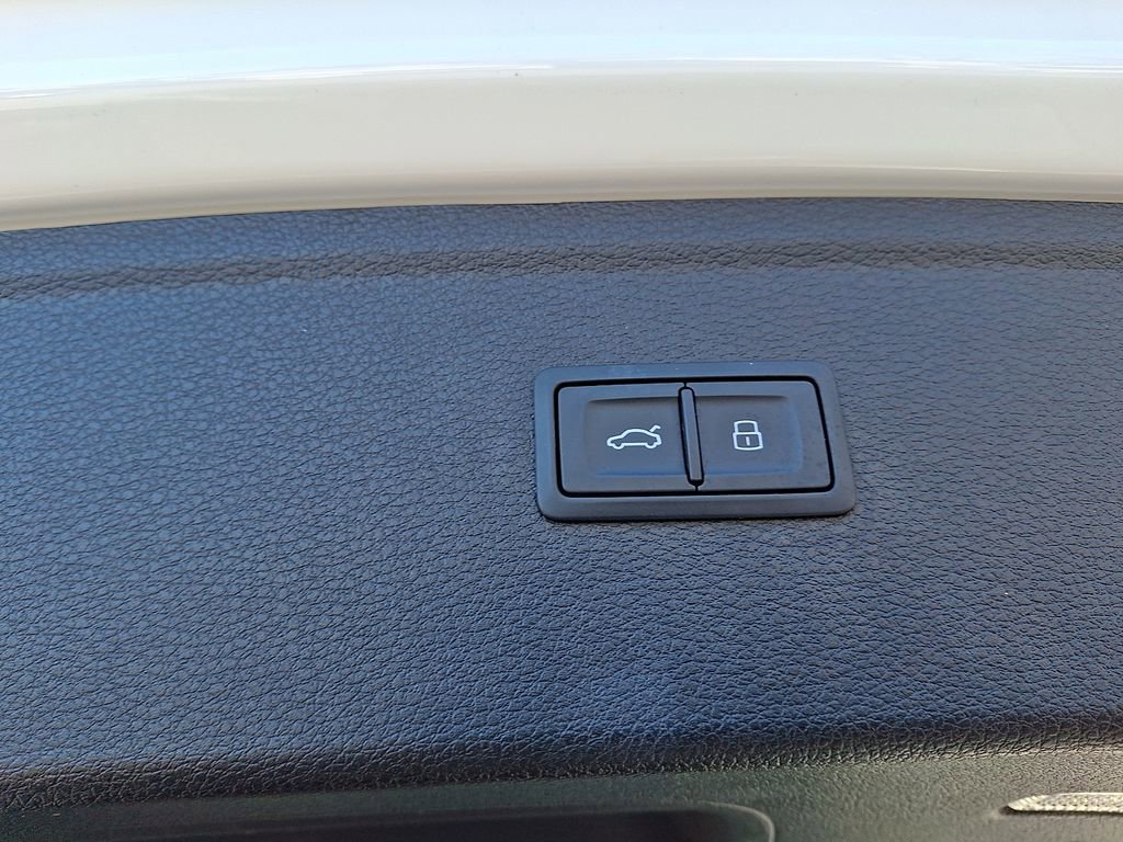 Used 2023 Audi Q5 2.0T Premium Plus image 31