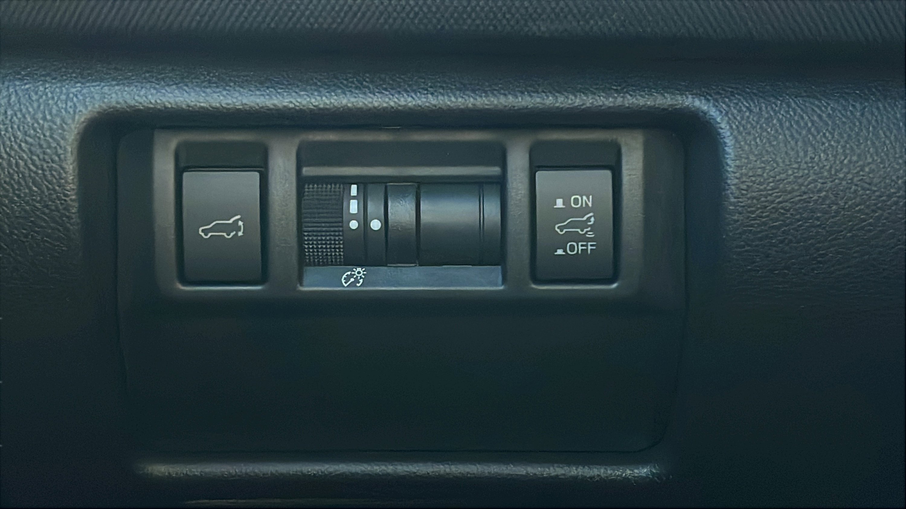 Certified 2025 Subaru Forester Limited w/ Popular Package #1 image 18