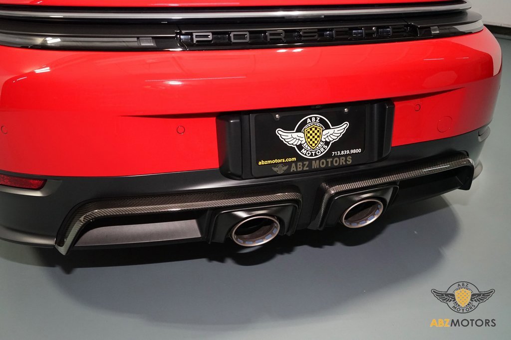 Used 2025 Porsche 911 Targa 4 GTS image 9