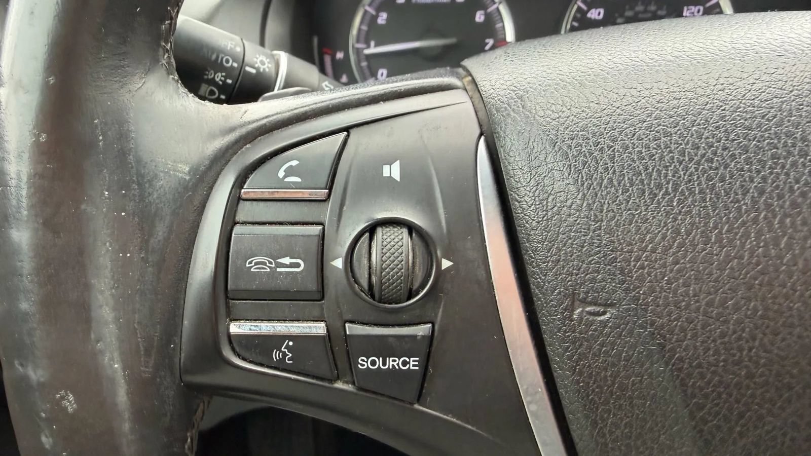 Used 2016 Acura TLX w/ Technology Package FWD image 27