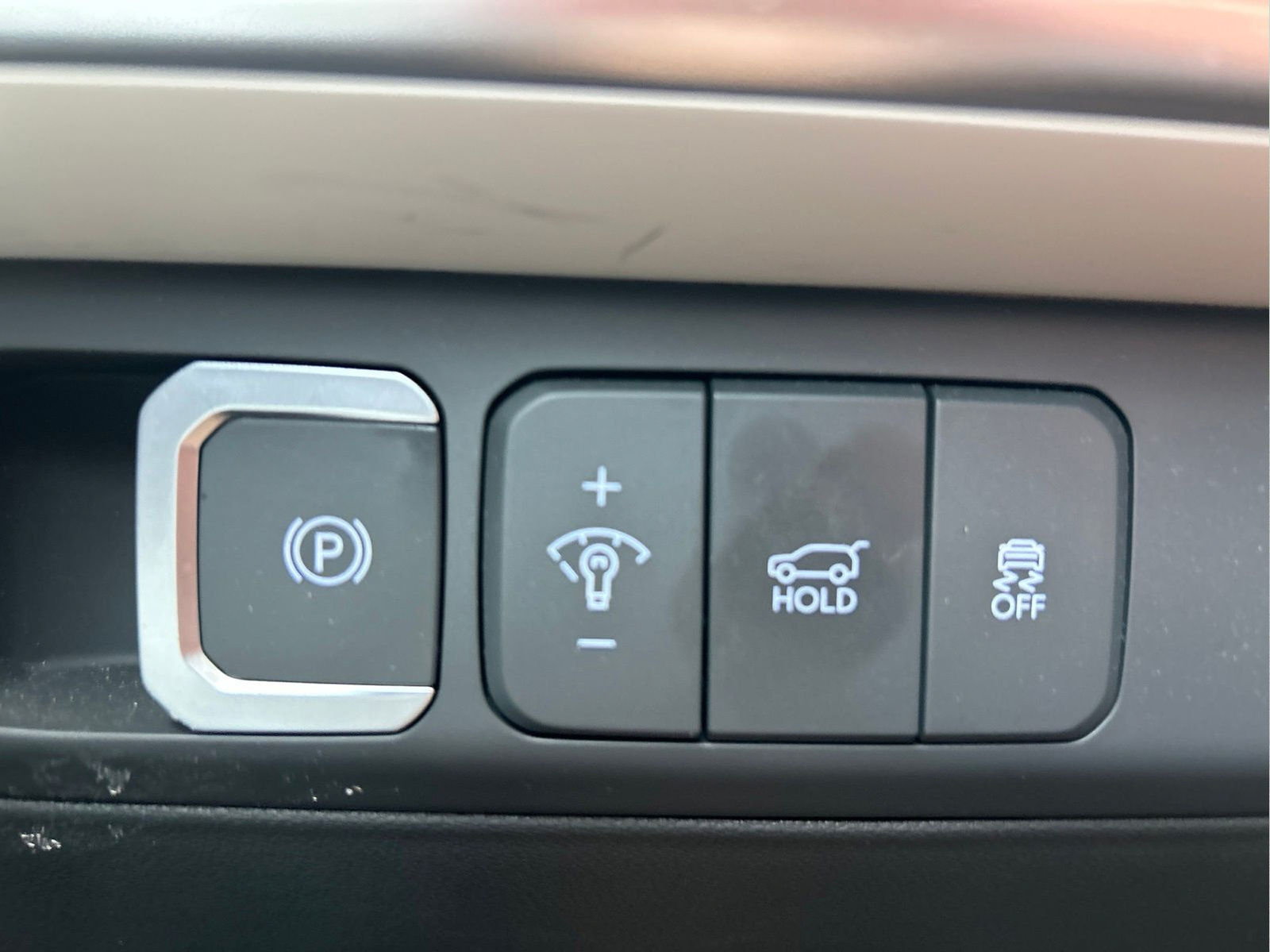 Used 2025 Hyundai Santa Fe SEL FWD image 25