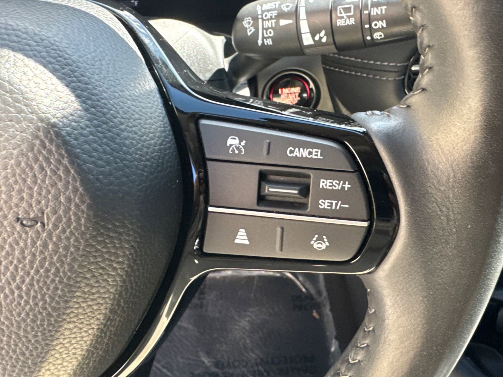 Used 2024 Honda HR-V EX-L image 25