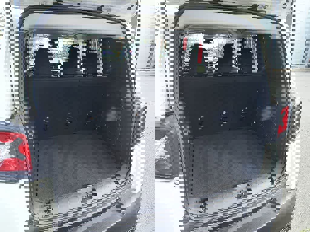 Used 2020 Jeep Renegade Altitude image 22