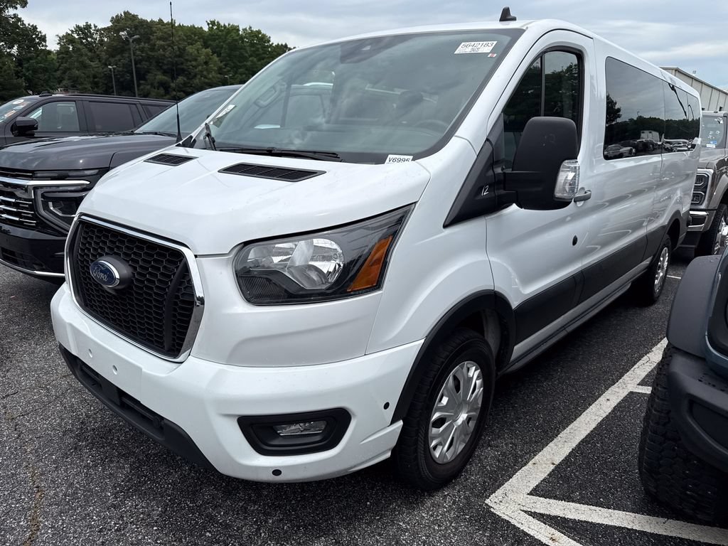 Used 2024 Ford Transit 350 XLT RWD image 4