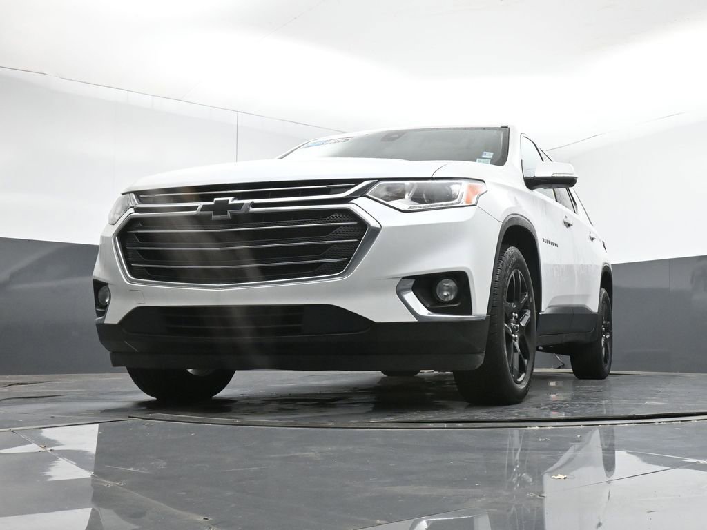 Used 2021 Chevrolet Traverse LT image 39