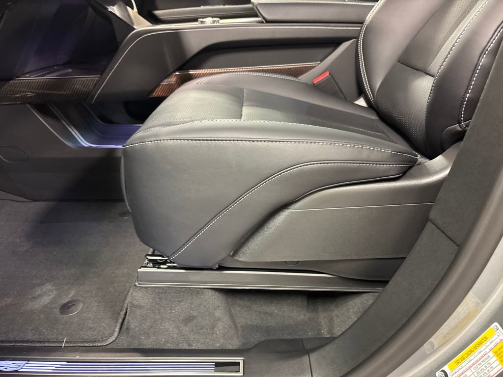 New 2026 Cadillac Vistiq Luxury image 26