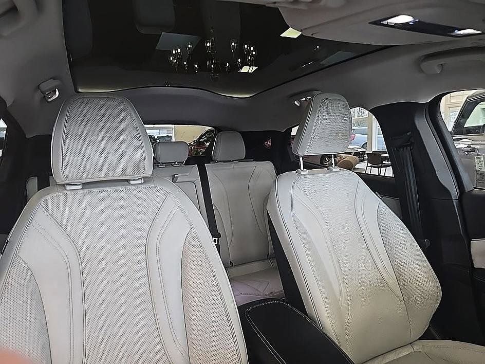 Used 2022 Ford Mustang Mach-E Premium image 40