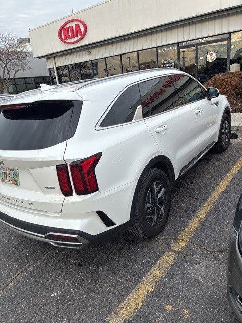 Used 2022 Kia Sorento EX w/ Panoramic Sunroof Package image 13